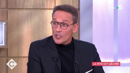 Julien Courbet : cet incroyable imprévu qui l’a obligé à décaler son mariage