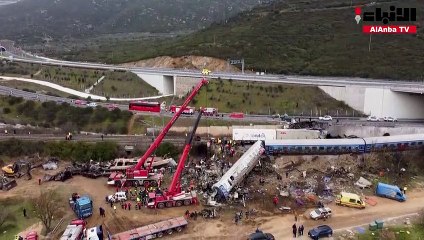 عشرات القتلى في تصادم قطارين باليونان وحرارة 1300 درجة