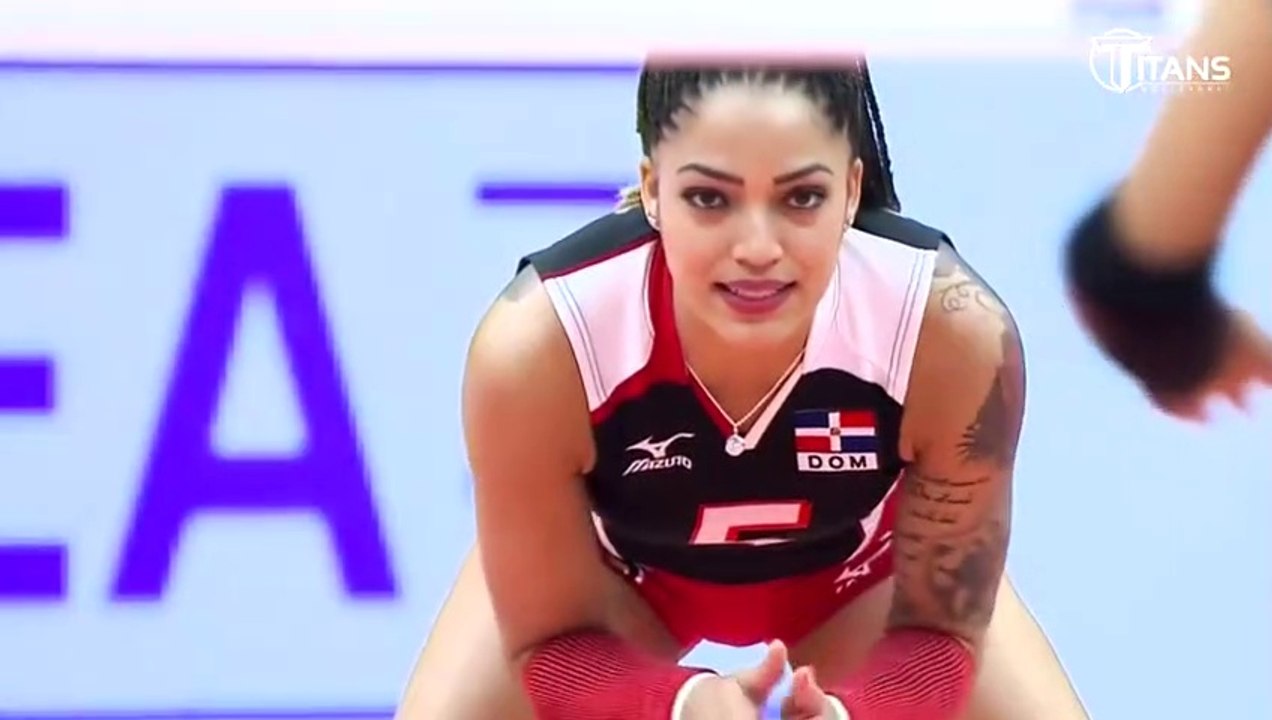 Brenda Castillo Amazing Volleyball Libero TOP MOMENTS World Grand