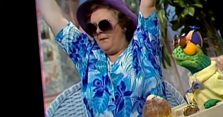 Under the Umbrella Tree Under the Umbrella Tree S01 E034