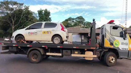 Veículo de motorista de aplicativo estava com banco queimado e vestígios de sangue