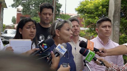 Esposa de periodista de C-A detenido en Palmasola denuncia a funcionarios de la Alcaldía