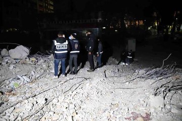 Enkazdan "çığlık geldi" ihbarı polisleri harekete geçirdi