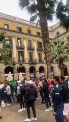 Manchester United Fan Kicks Ball Onto Barcelona Resident's Balcony