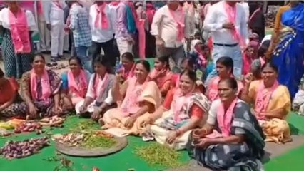 కామారెడ్డి: జిల్లా కేంద్రంలో బీఆర్ఎస్ నాయకుల నిరసన