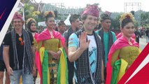 Intip Keseruan Para Pembalap WSBK 2023 Ramaikan Karnaval Budaya di Lombok