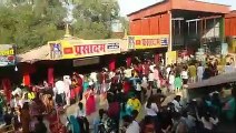 आज खुद स्कूटी चला के खाटू श्याम मंदिर गई आप भी दर्शन कर लो