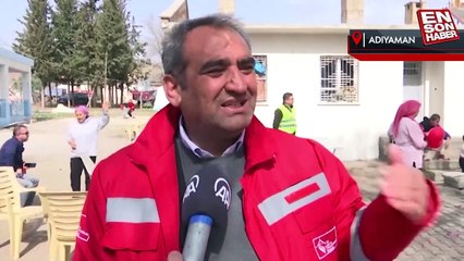 Depremde 20 yakınını kaybeden müdür depremzedeler için mesaide