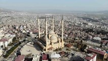 Kahramanmaraş'ın simgesi Abdülhamit Han Camii depremlere rağmen dimdik ayakta