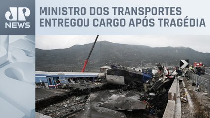 Manifestantes entram em confronto com a polícia em Atenas na Grécia