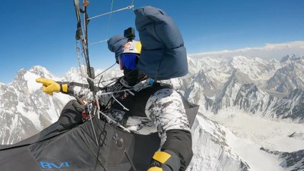Paragliders De Dorlodot and Llorens make historic K2 flight