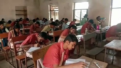 कक्षा 12 वीं में 20675 विद्यार्थियों ने हल किया पर्चा