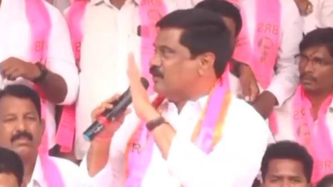 నిజామాబాద్: ఆడబిడ్డల ఉసురు పోసుకుంటున్న కేంద్ర ప్రభుత్వం