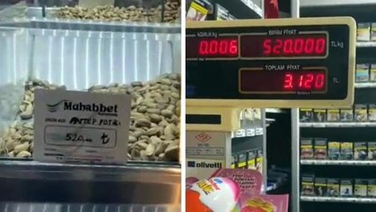 İki adet Antep fıstığı satın aldı, tartıdaki fiyatı görünce gözlerine inanamadı