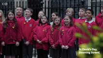 Ysgol Gymraeg y Fenni students go to Downing Street