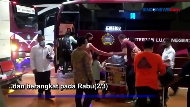WNI dari Ukraina Tiba di Indonesia, 14 WNI Masih Tertahan di Rumania
