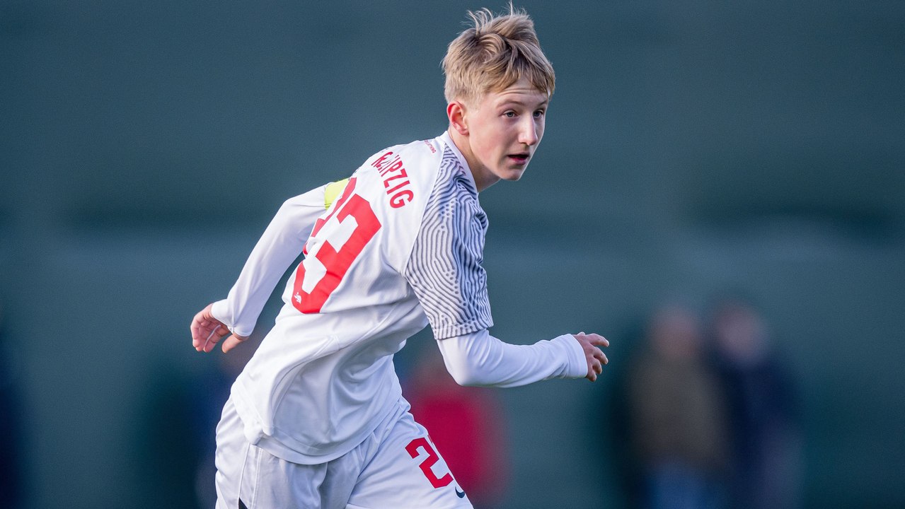 Fünf-Tore-Spektakel: Leipzig jubelt gegen Aue im U-17-Sachsenpokal