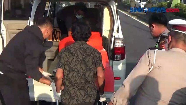 Hindari Material, Ibu dan Anaknya Tewas Terlindas Truk di Batang