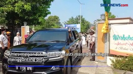 Resmikan Masjid Jami Miftahul Jannah di Cakung, Anies Diserbu Emak-emak