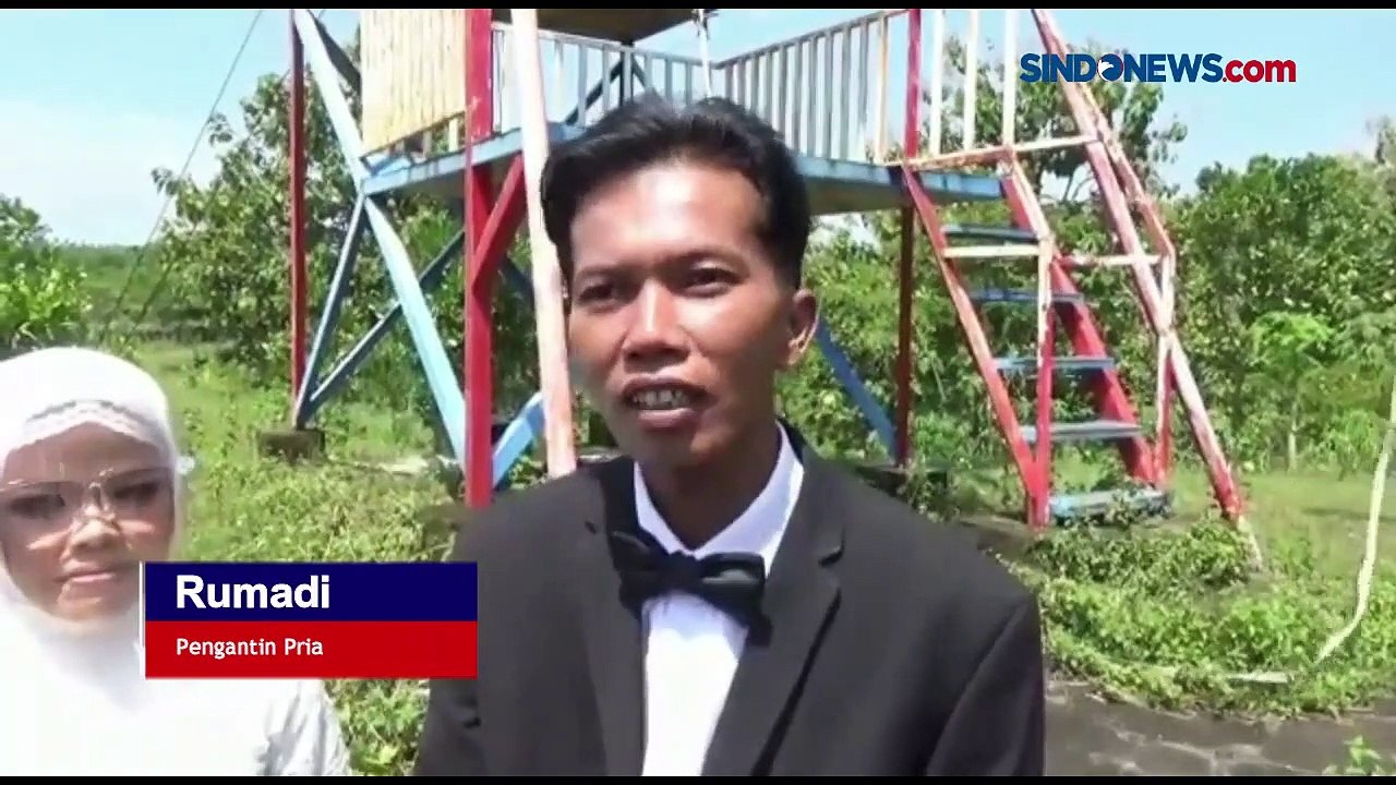 2 Pasangan Pengantin Nikah dalam Gua Kedalaman 80 Meter, Mas Kawin Belalang