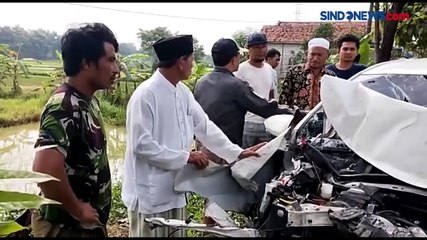 Truk Rem Blong Tabrak Pikap, Puluhan Orang Luka-Luka
