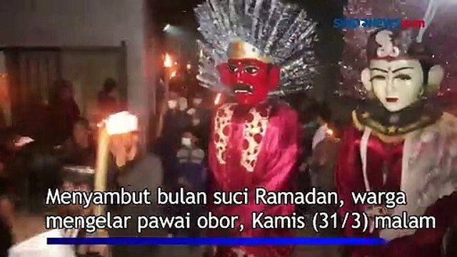 Sambut Ramadan, Ratusan Warga Gelar Pawai Obor Berkeliling Kampung di Bekasi