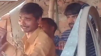 अयोध्या: हमलावरों को गांव वालों ने पकड़ कर किया पुलिस के हवाले