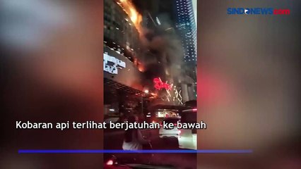 Breaking News, Tunjungan Plaza Surabaya Terbakar