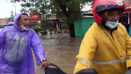 Jalur Lintas Timur Km 14 Sukajadi Talang Kelapa Terendam Banjir