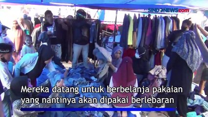 Warga Kota Kendari Serbu Penjualan Pakaian Bekas untuk Lebaran