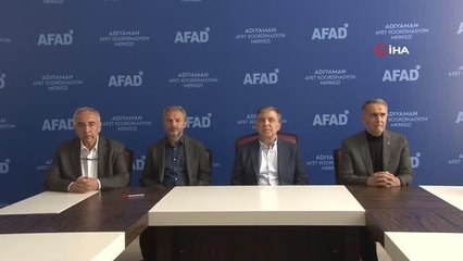 Eski Cumhurbaşkanı Abdullah Gül, çadır kentte incelemelerde bulundu