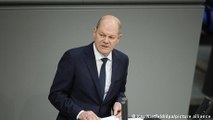 Scholz lays out German defense policy