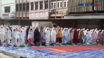 Ribuan Muslim Tionghoa Menggelar Salat Idul Fitri