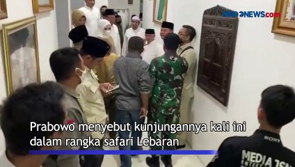 Video herunterladen: Prabowo Silaturahmi ke Kediaman Habib Lutfhi Bin Yahya di Pekalongan