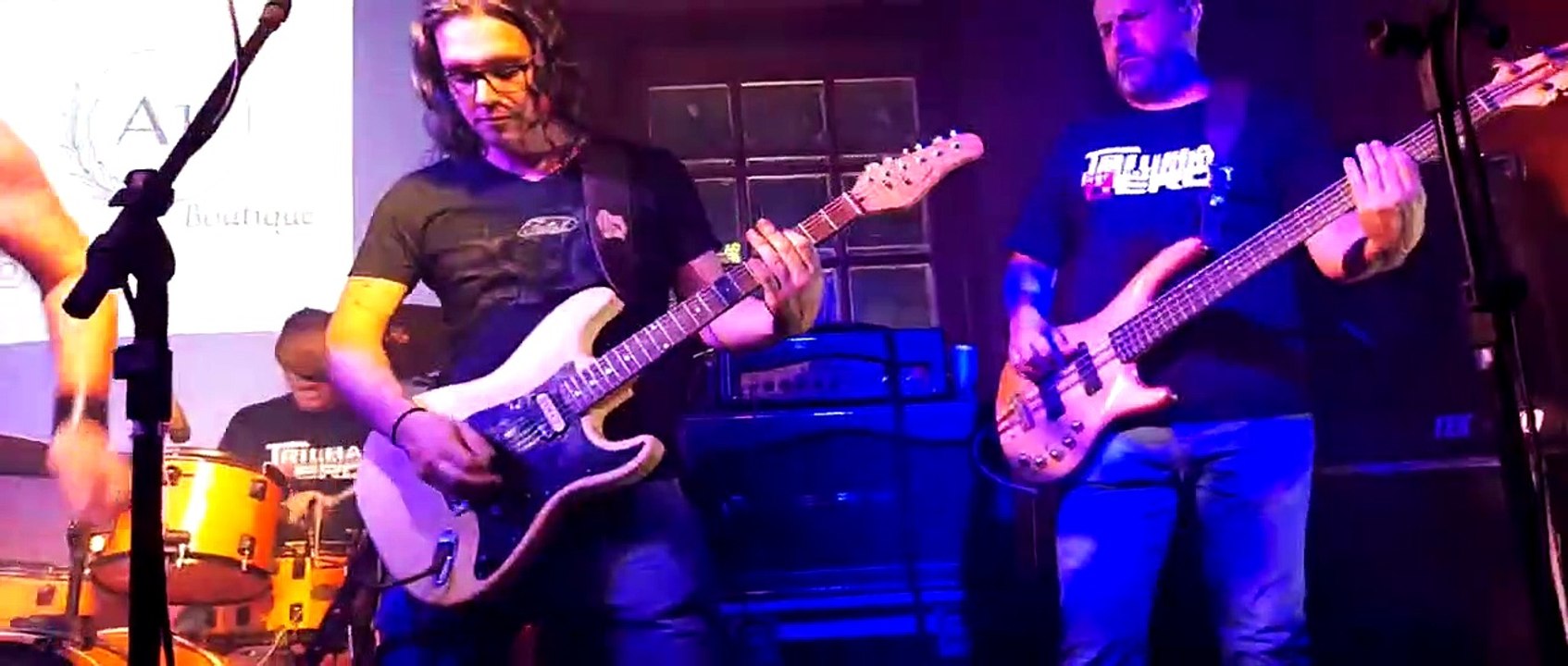 MULHER DE FASES - CULTURA ROCK -BANDA TRILHA ZERO