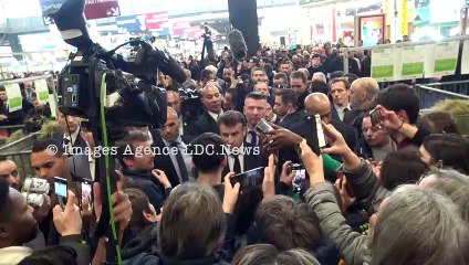 SIA2023. Interview de Babe le cochon après la visite d'Emmanuel Macron. Paris/France - 25 Février 2023