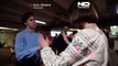 شاهد: فسحة للفرح ولو كانت تحت الأرض.. أوكرانيون يتعلمون الرقص التقليدي داخل مترو الأنفاق في كييف