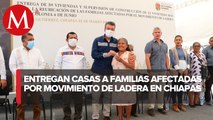 Rutilio Escandón encabezó la entrega de viviendas a 59 familias en Chiapas