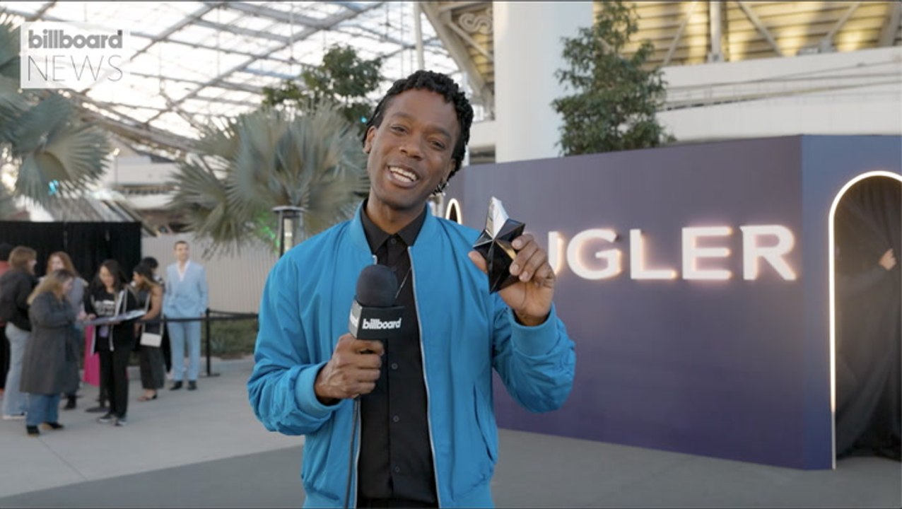 Mugler Presents New 'Angel Elixir' Perfume At Billboard's Women In Music Awards | Billboard News