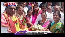 Malla Reddy Prays For BRS Victory In Upcoming Elections  At Yadadri Temple _ V6 Teenmaar