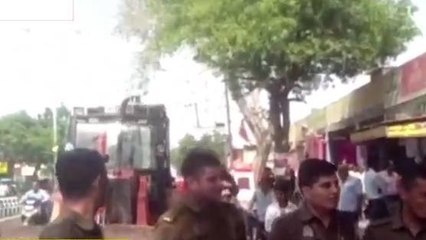 आगरा: माफियाओं को मिट्टी में मिलाने निकली योगी की फौज, मचा हड़कंप