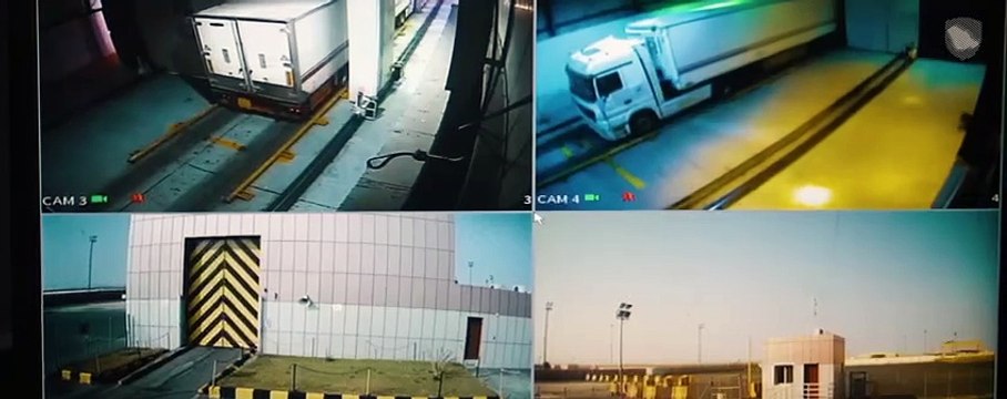 الزكاة تُحبط تهريب أكثر من مليونَي حبة كبتاجون في إرسالية طماطم ورمان