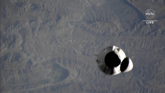 سبيس إكس ترسل طاقما من 4 أفراد إلى محطة الفضاء الدولية #العربية