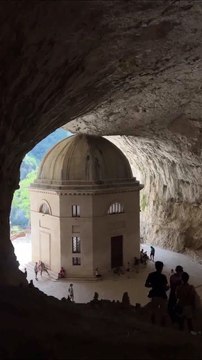 Travel Gems ARTE Genga Tempio di Valadier