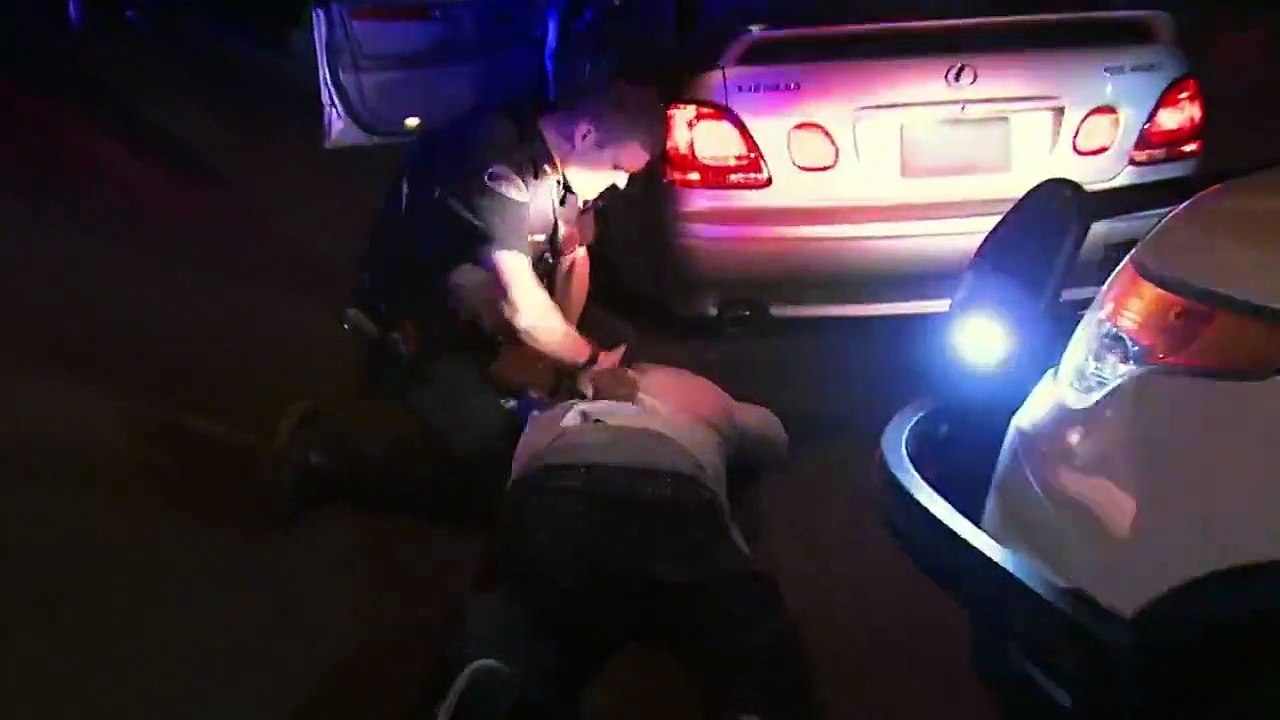 Cops - Se31 - Ep11 - Get A Bus Pass HD Watch