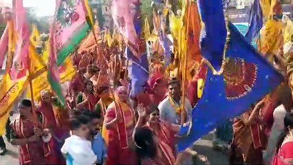 Tải video: निकाली शोभायात्रा, गूंजे खाटू श्याम के जयकारे, देखें वीडियो