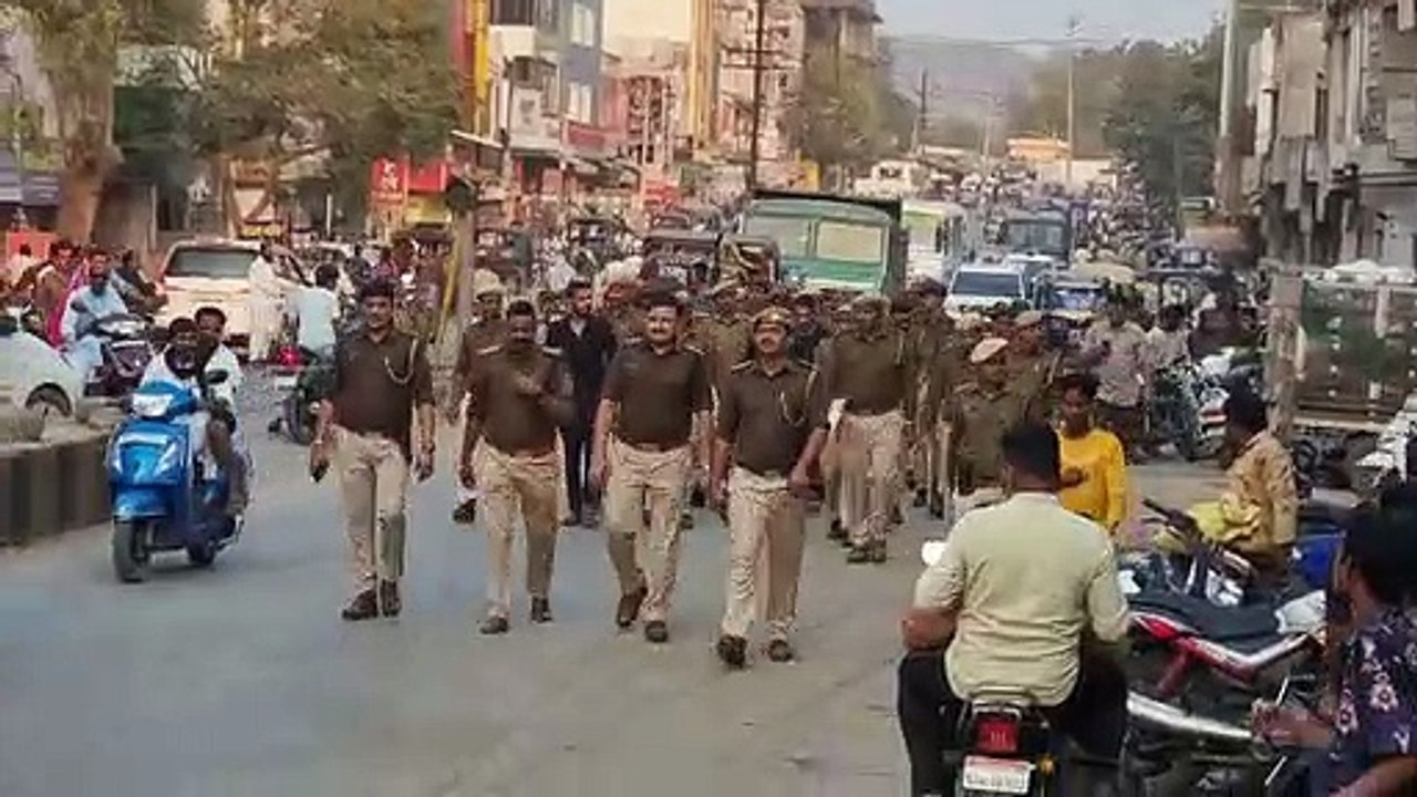 गिरफ्तार