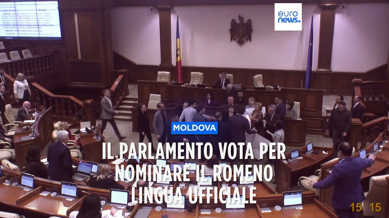 Caos nel Parlamento moldavo: i deputati del Bcs contro la nomina del romeno come lingua ufficiale