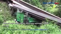 Rem Blong, Tronton Muatan Besi Baja Masuk Jurang di Jalur Pantura