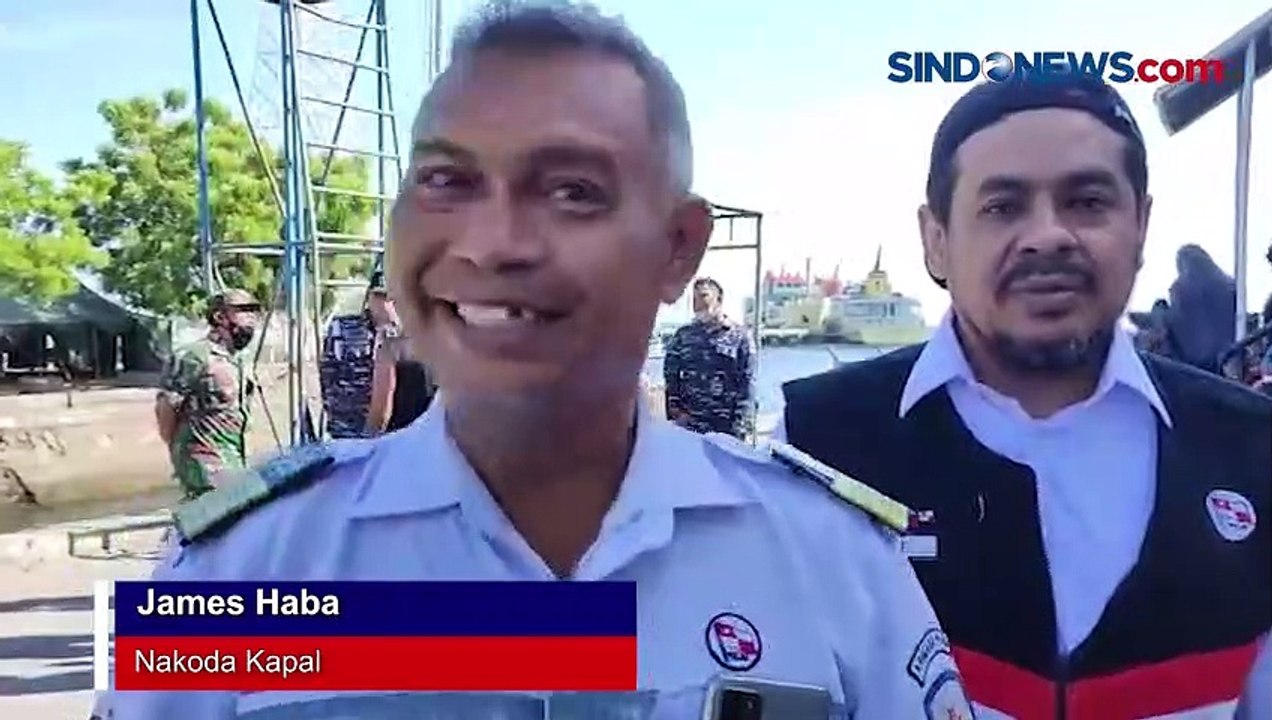 Tiga Hari Kandas, KM Sirimau Kembali Bersandar di Pelabuhan Lorens Say